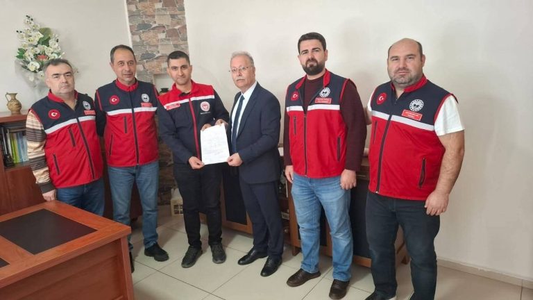 Karacasu'da teknisyen olarak çalıştığı kurumda mühendis oldu
