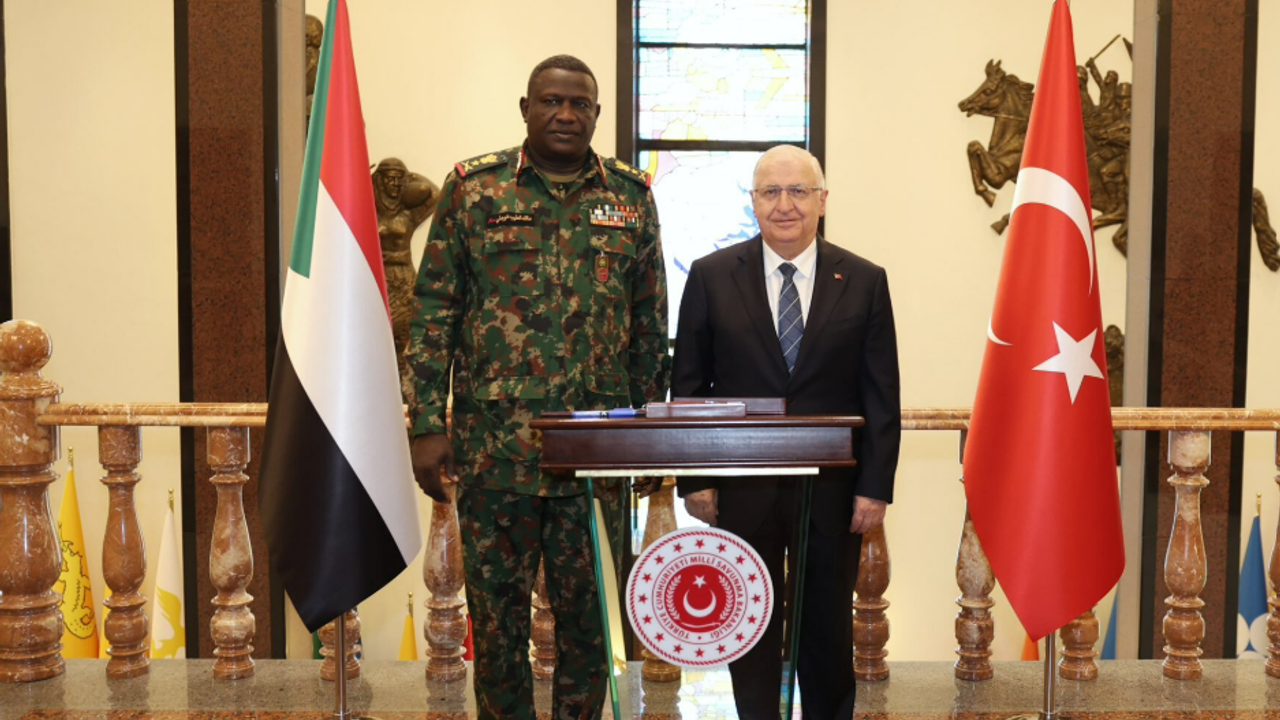 Milli Savunma Bakanı Güler, Sudan Kara Kuvvetleri Komutanı Korgeneral Alneil'i kabul etti