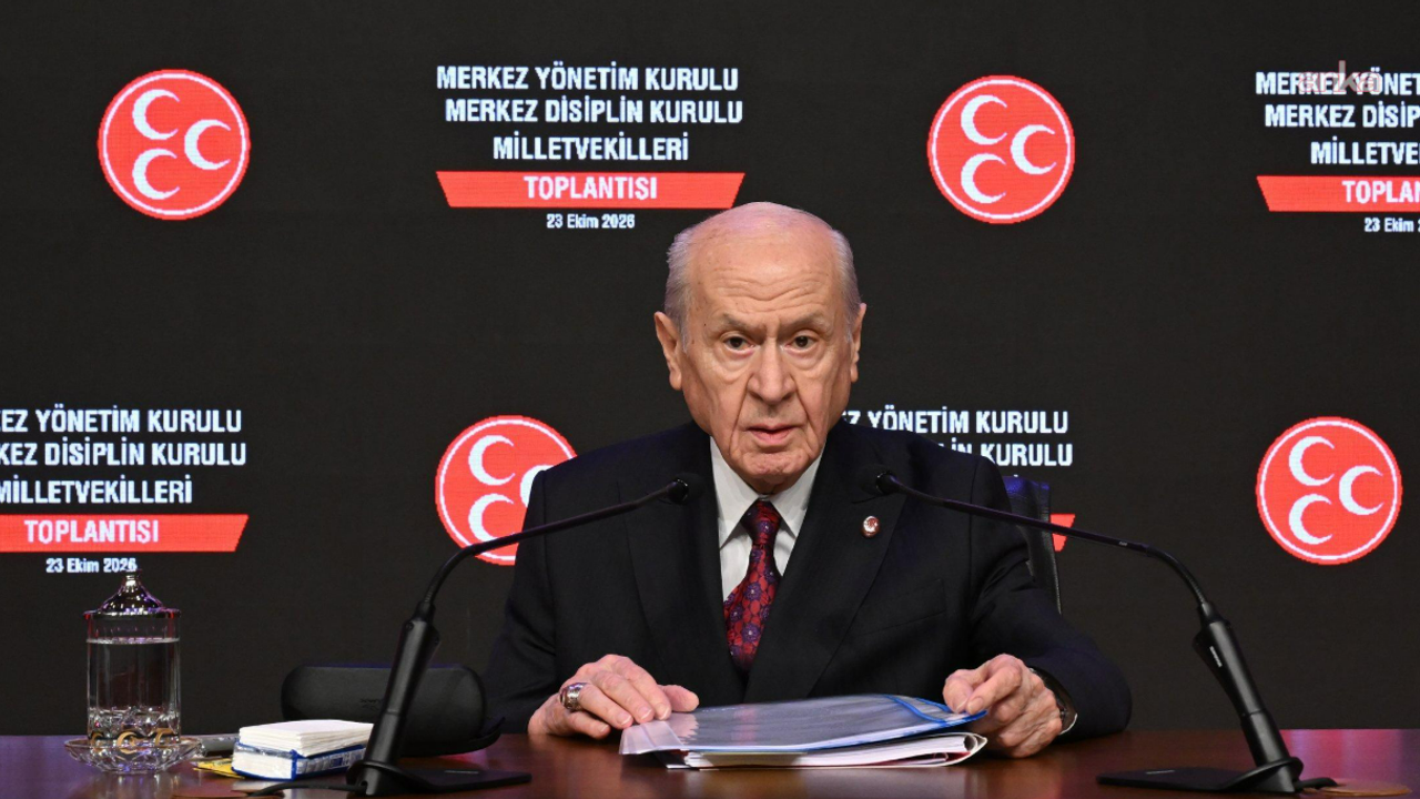 Devlet Bahçeli: "Partimizin 15. Olağan Büyük Kurultayı'nın 7 Şubat'ta gerçekleştirilmesi kararlaştırıldı"