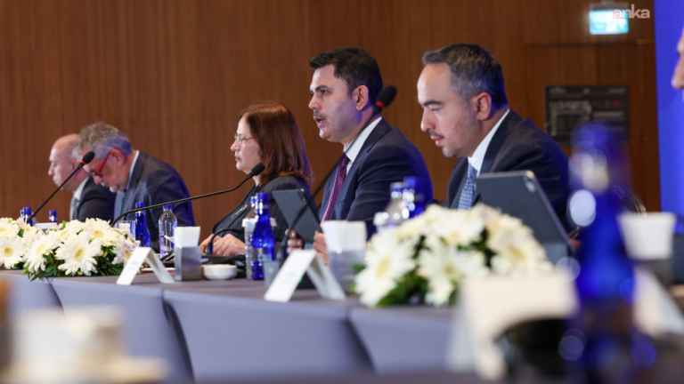 Bakan Kurum: "İklim mücadelesine siyaset üstü bakmalıyız, dünya bu iradeyi ortaya koymak zorunda"