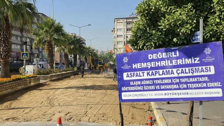 Nazilli'de yollar yenileniyor:Ordu Caddesi trafiğe kapatıldı