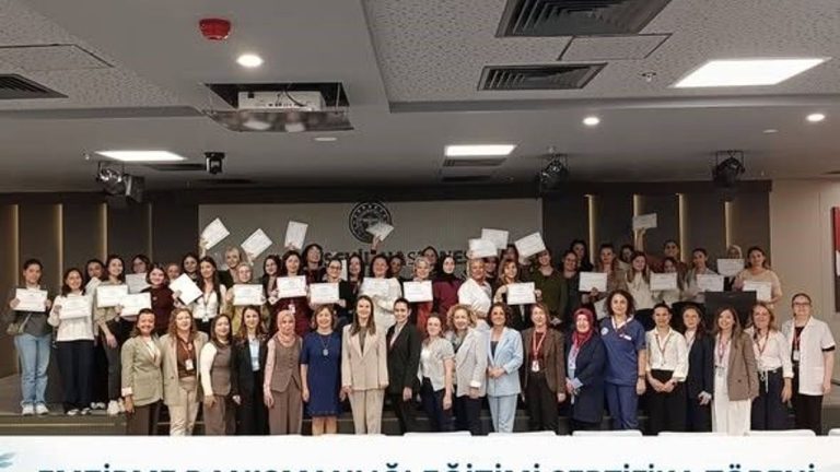 Şehir Hastanesi'nde emzirme danışmanlığı eğitimi