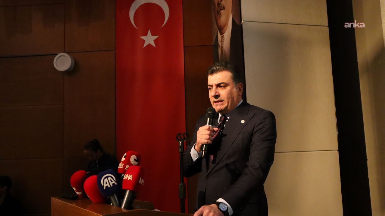 YENİ Parti Sözcüsü Emre’den iktidara: “Bu ülkede yapmadıkları kötülük kalmadı”