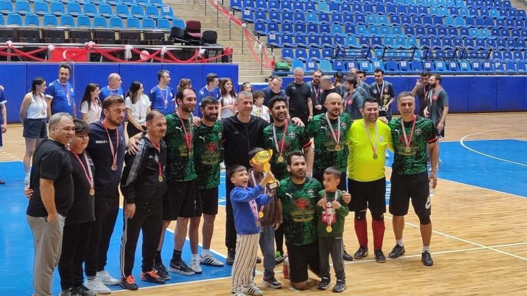Söke'nin maarif neferlerinden Futsal'da Aydın şampiyonluğu