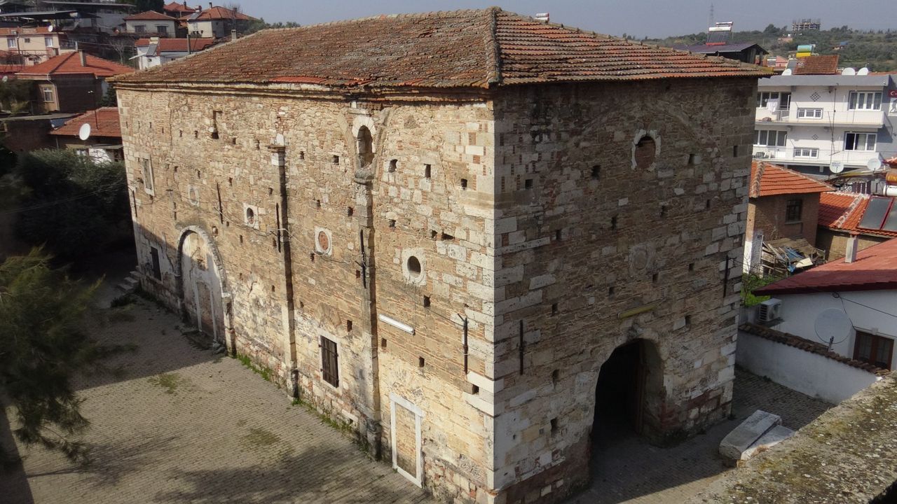 Aydın'daki 166 yıllık tarihi kilise çürümeye yüz tuttu! Başmelek Kilisesi için kurtarılma çağrısı