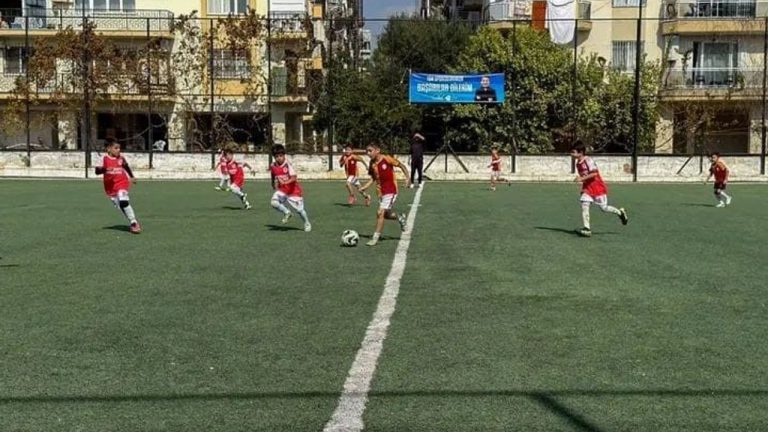 Minik sporculardan kıyasıya mücadele
