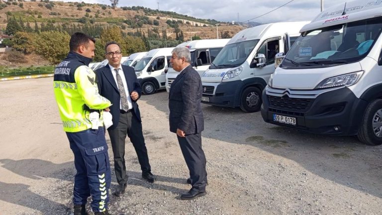 Efeler'de öğrenci servisleri denetlendi