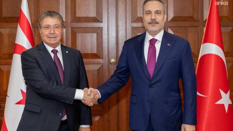 Dışişleri Bakanı Fidan, KKTC Başbakanı Üstel ile görüştü
