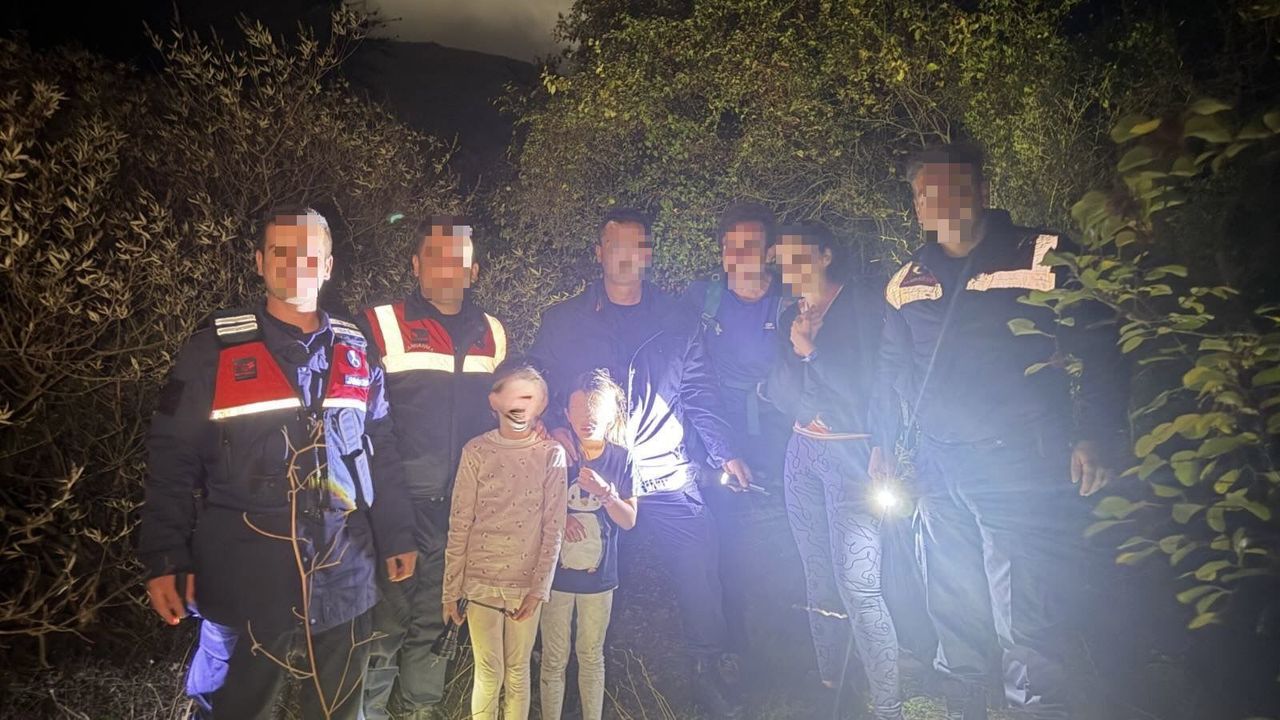 Kuşadası’nda ormanda kaybolan 4 kişilik aile gece bulundu