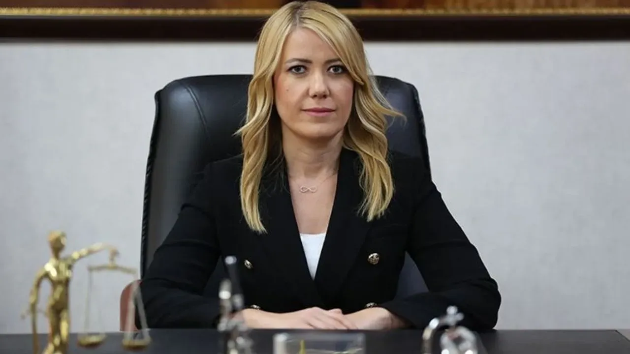 MERKEZEFENDİ BELEDİYESİ'NE ŞOK OPERASYON! Belediye Başkanı Şeniz Doğan ve Eşi Gözaltına Alındı