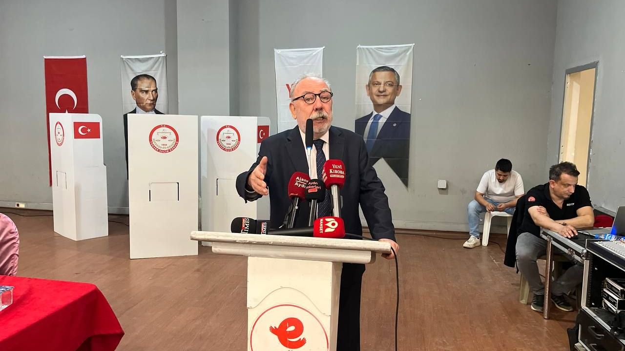 Prof. Dr. Ali Petek'ten YENİ Parti'ye 'sağ' eleştirisi!