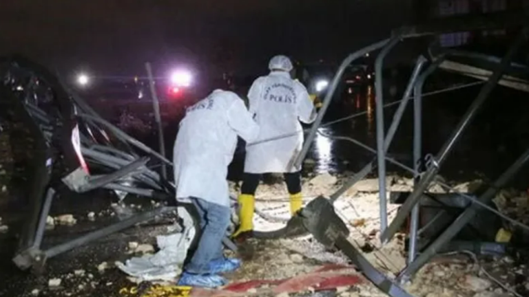 Antalya’da hortum can aldı: 4 işçi hayatını kaybetti