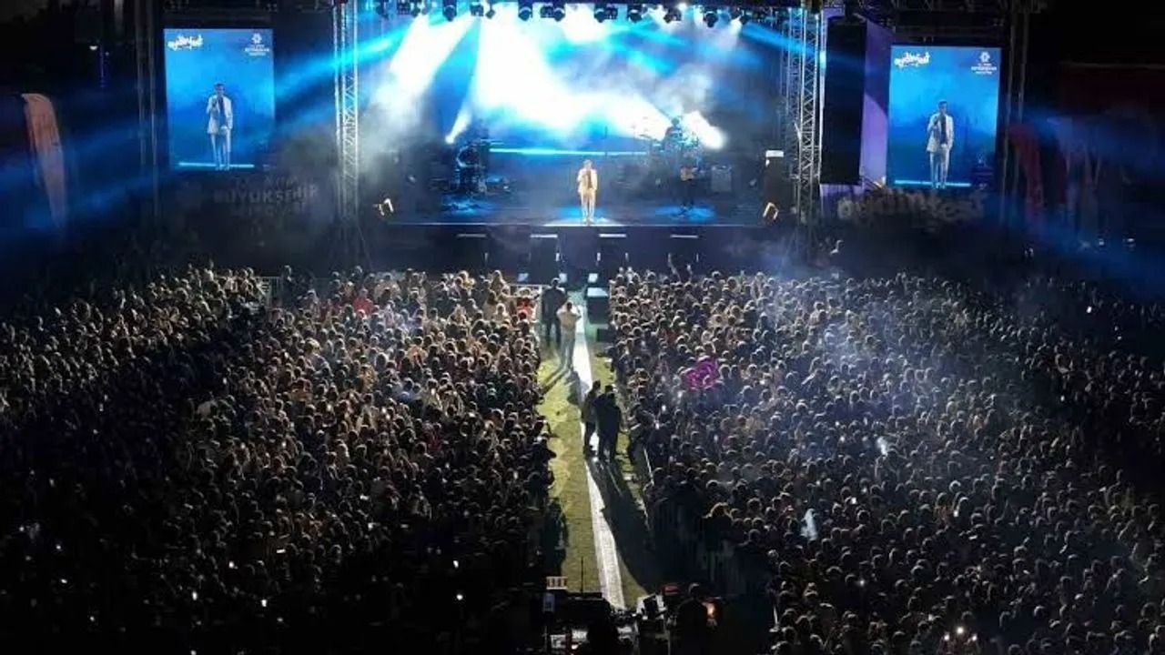 AydınFest için ulaşım seferberliği! Aydın Büyükşehir Belediyesi ilçelerden otobüs kaldıracak