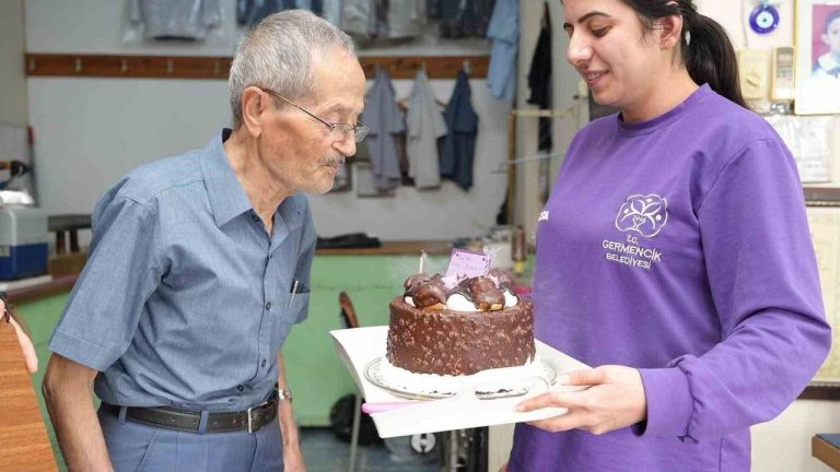 İğne iplikle geçen 67 yıla Başkan Zencirci’den vefa