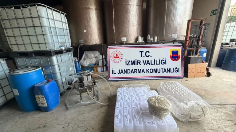 Sahte alkol imalathanesine operasyon.. 21 bin litre etil alkol ele geçirildi