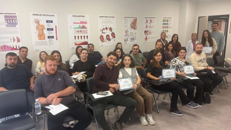 Aydın’da babalar da Gebe Okulu’ndan mezun oldu