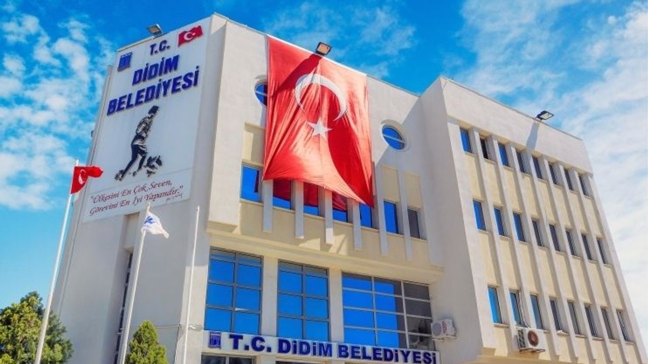 Didim'de yıkım var: Belediye ihaleye çıkacak