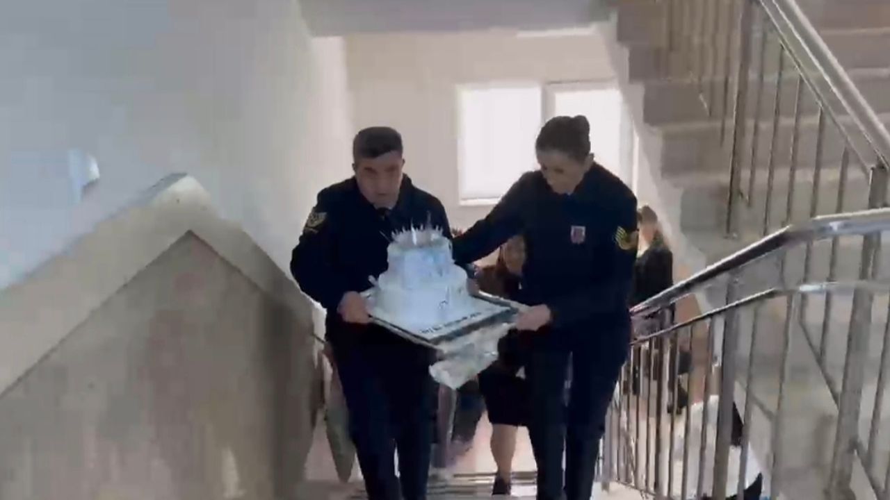 Şehit kızına jandarmadan anlamlı sürpriz