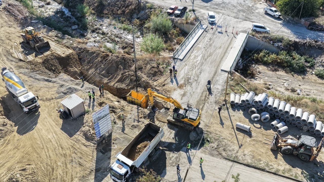 Çerçioğlu’nun altyapı çalışmaları devam ediyor: ASKİ’den Sandıklı’da yoğun mesai