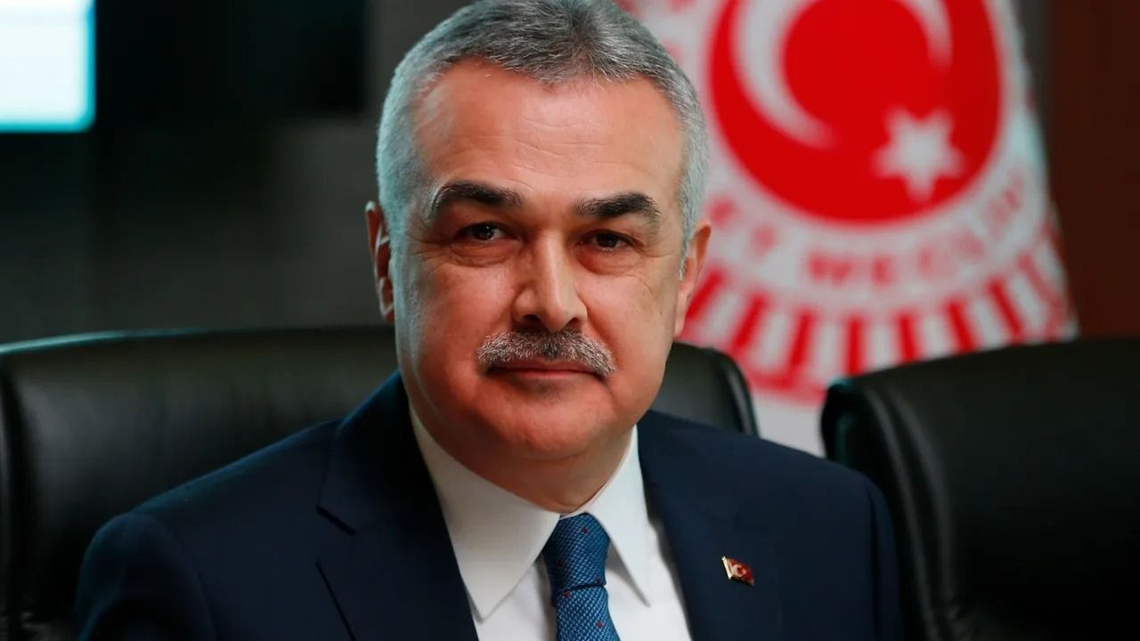 AK Partili Savaş’tan 29 Ekim mesajı: “Bize düşen cumhuriyetimizi yarınlara taşımaktır”
