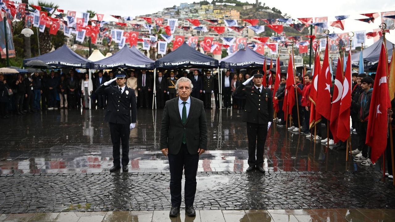 Kuşadası'nda Cumhuriyet Bayramı kutlamaları başladı
