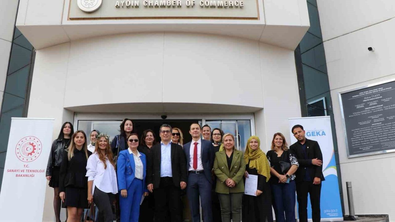 Aydın’da kadın zeytinyağı operatörleri belgelerini aldı