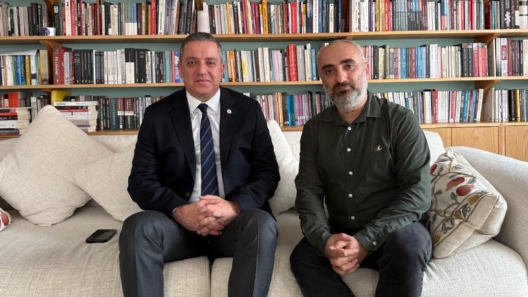 Türkiye Barolar Birliği Başkanı Sağkan'dan, ev hapsindeki gazeteci İsmail Saymaz'a ziyaret