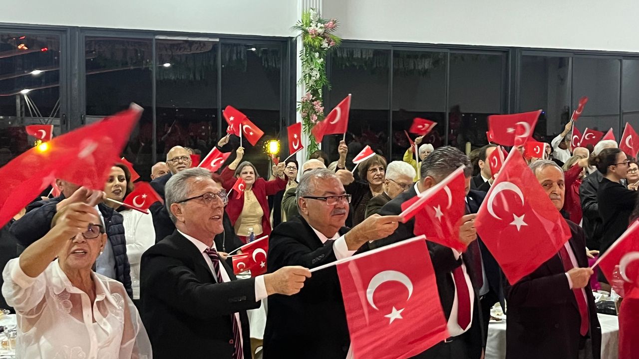 Nazilli ADD’nin Cumhuriyet Balosu’nda coşku dolu gece