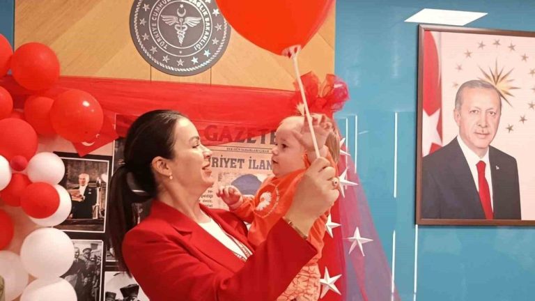 Aydın'da minik kalplerde Cumhuriyet sevinci!