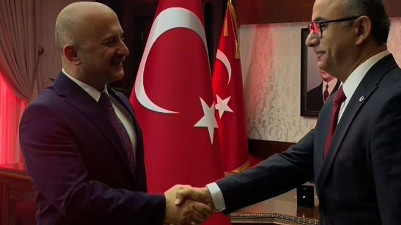 Aydın protokolü Vali Varol ile bayramlaştı