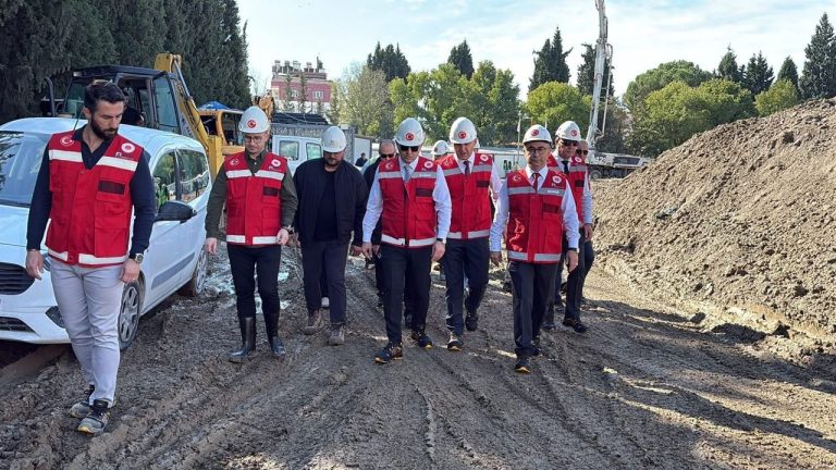 Yeni adliye binası inşaatı yakından incelendi