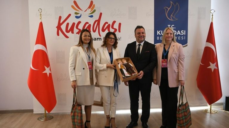 Cumhuriyet coşkusu 'Dostluk' buluşmasıyla taçlandı