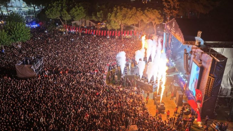 Başkan Çerçioğlu her yaştan vatandaşı Aydınfest ile buluşturdu