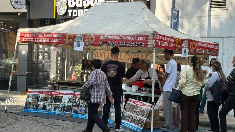 CHP'li Baydar'ın kardeşi için lokma hayrı düzenlendi: Aile evinde kırk mevlidi okunacak