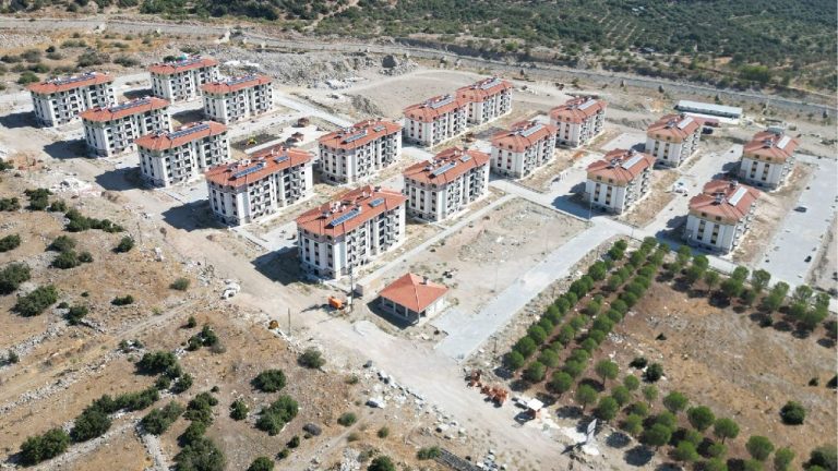 Buharkent’te TOKİ konutlarına talep doyuma ulaştı: Satılmayan daireler yeniden değerlendirmede