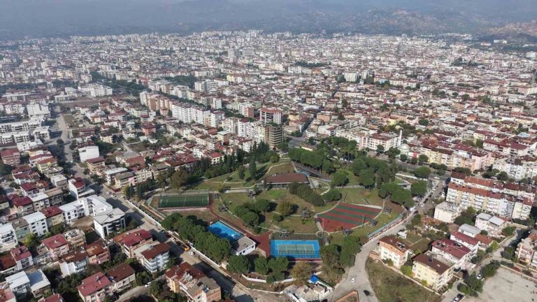 Nazilli Gençlik Merkezi okulların hizmetine açılıyor