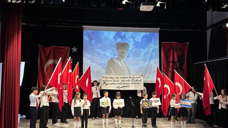 Özel Başak Koleji'nde görkemli Cumhuriyet Bayramı coşkusu: 103. yıl gururu