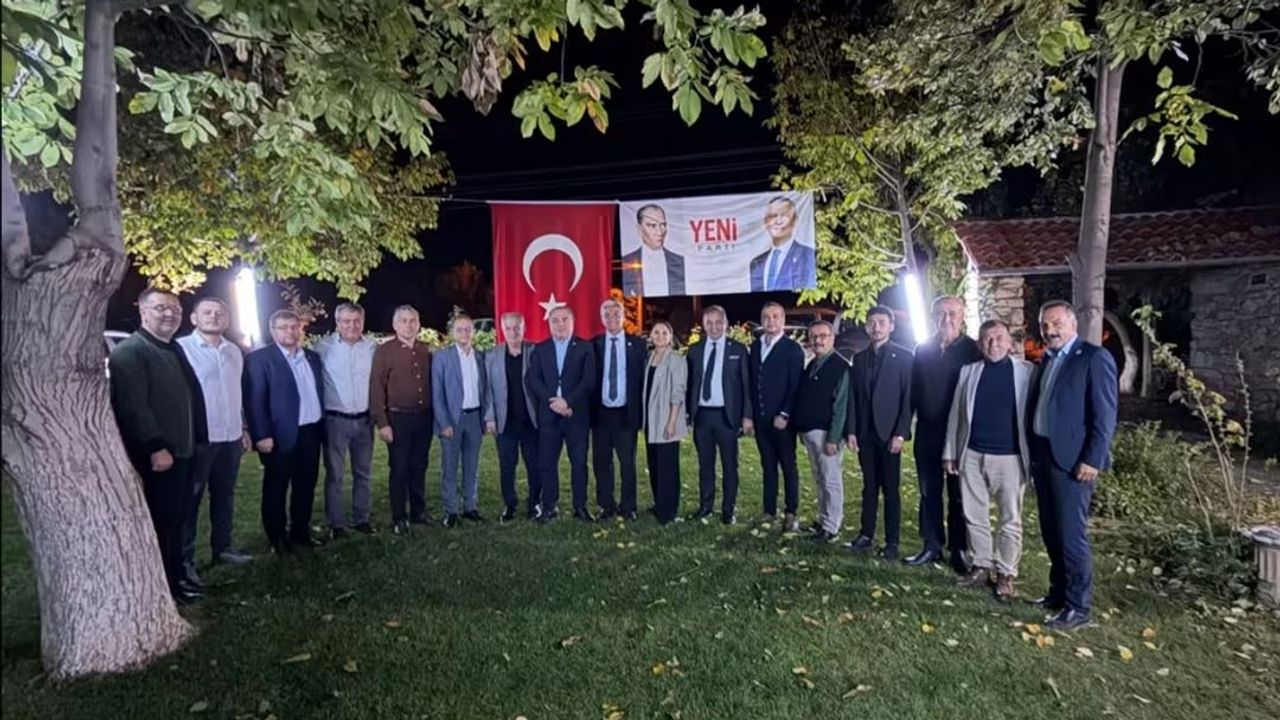 YENİ Parti Karacasu İlçe Başkanlığı'ndan coşkulu Cumhuriyet Yemeği