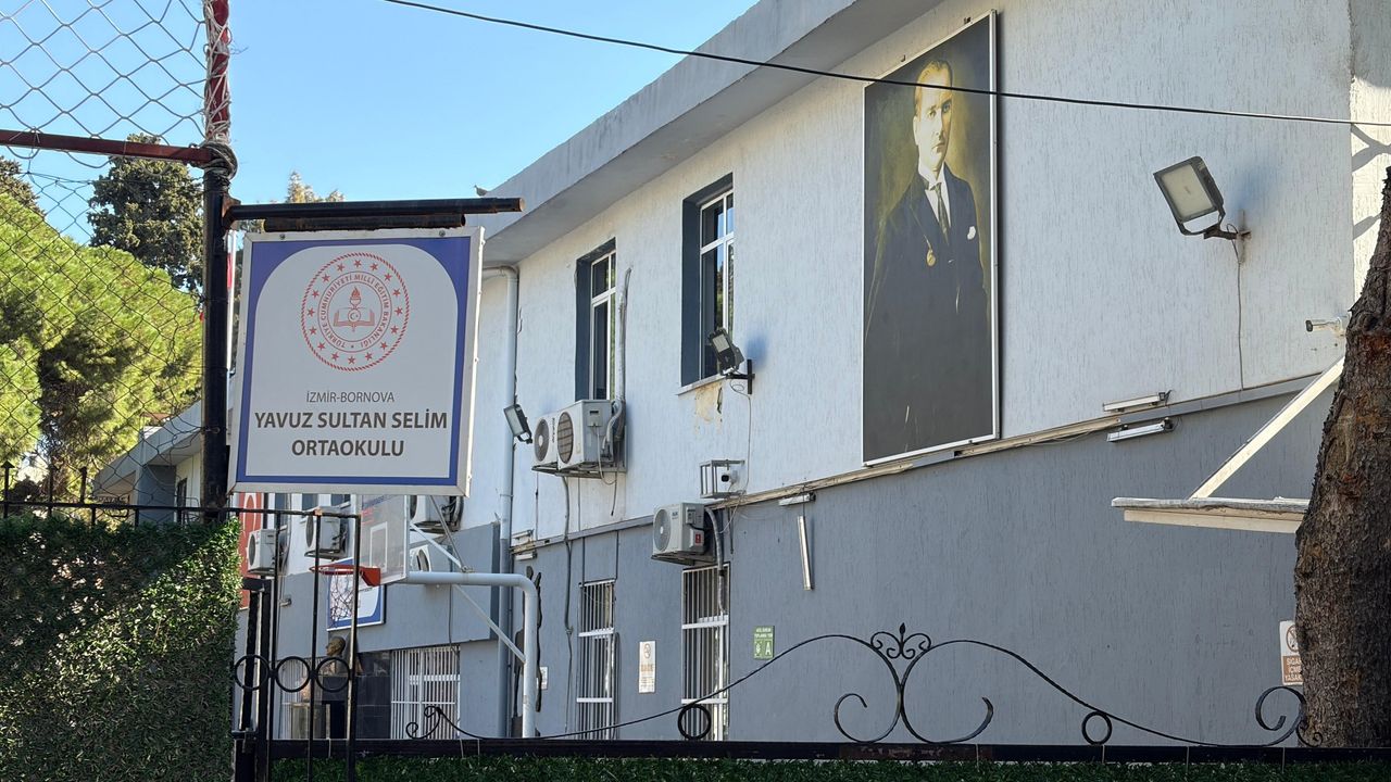 Veliye ‘Senin gibi karım olsun 40 yıl borcum olsun’ dediği iddia edilen öğretmen açığa alındı