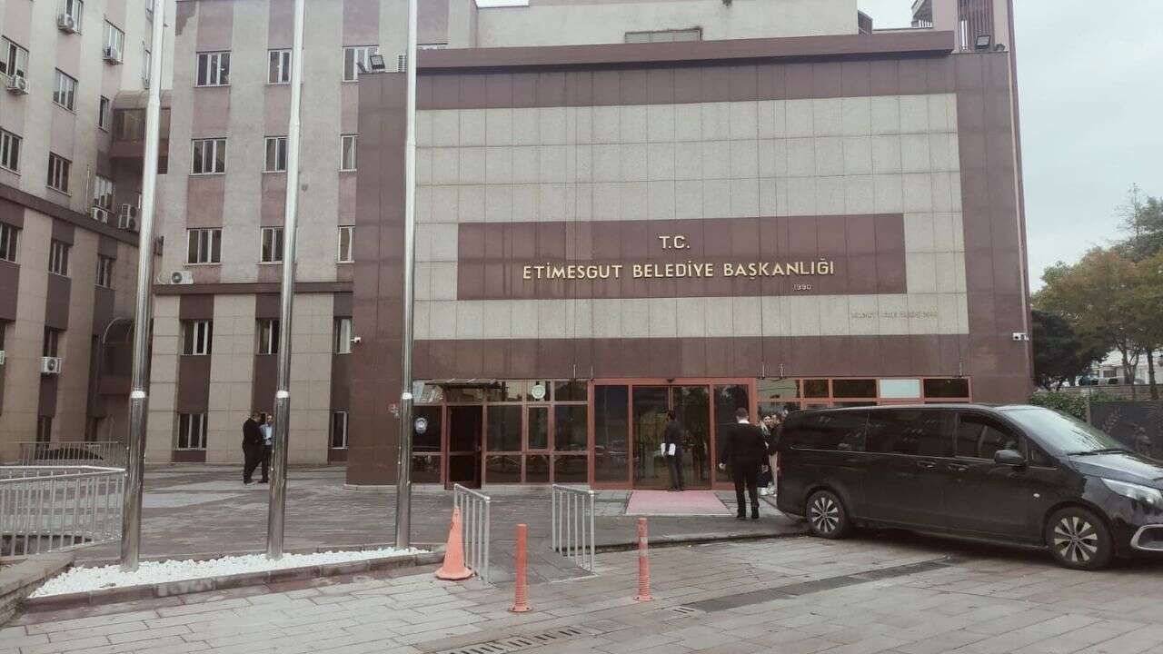 Etimesgut Belediyesi'ne 2. dalga operasyon