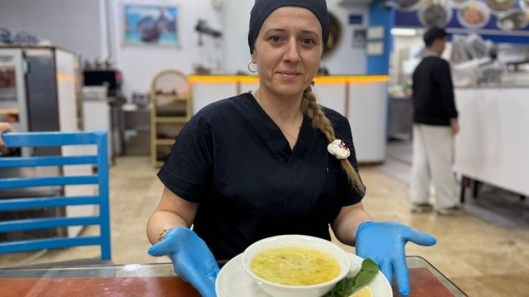 Aydın’ın yeni şifa deposu balık çorbası oldu! Lezzetin sırrı kaya levreği ve somonda saklı