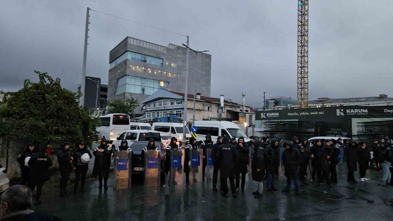 Halk TV'ye kayyum atandı! 17 kişi hakkında gözaltı kararı verildi