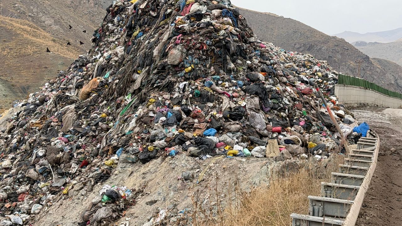 30 milyon avroluk katı atık tesisi iki yıl sonra heyelanla kullanılamaz hâle geldi