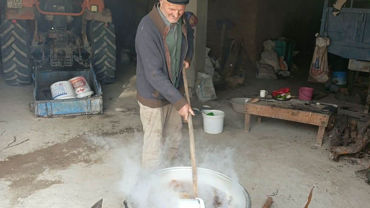 Pekmez kazanları kaynamaya başladı
