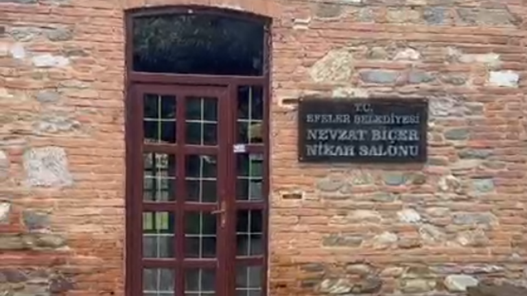 Nevzat Biçer Parkı tahliye edildi