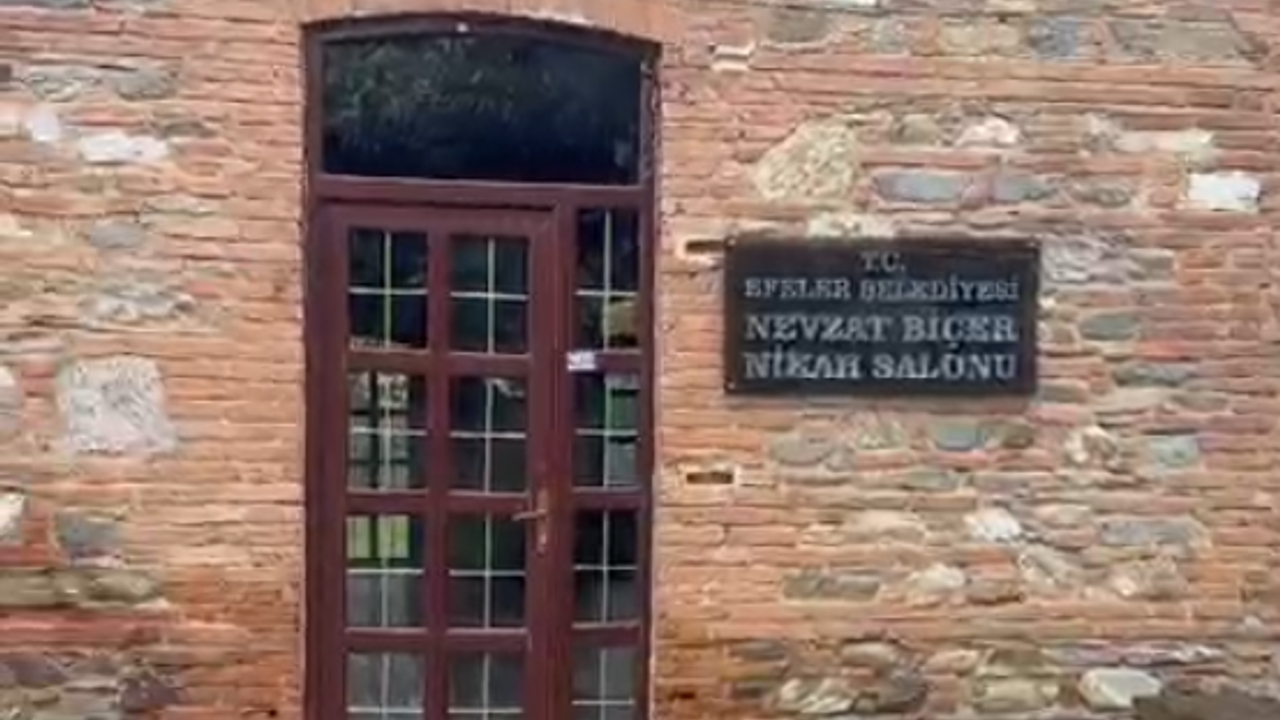 Nevzat Biçer Parkı tahliye edildi