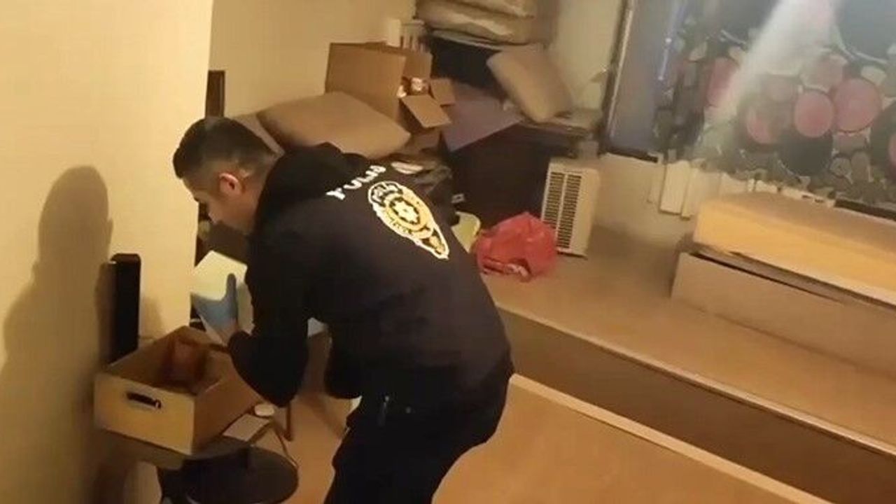 İzmir merkezli yasa dışı bahis operasyonu: 32 gözaltı
