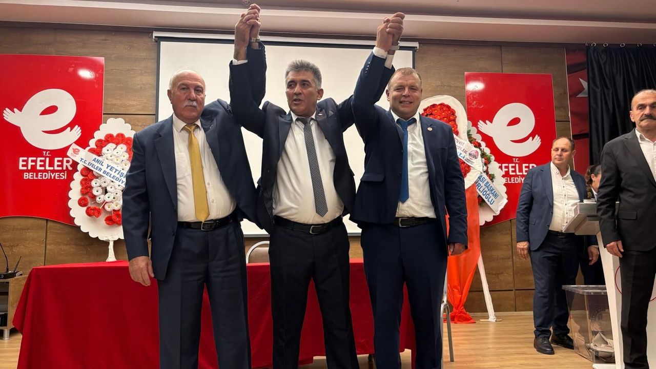 Efeler Muhtarlar Derneği'nin yeni başkanı Yanık oldu