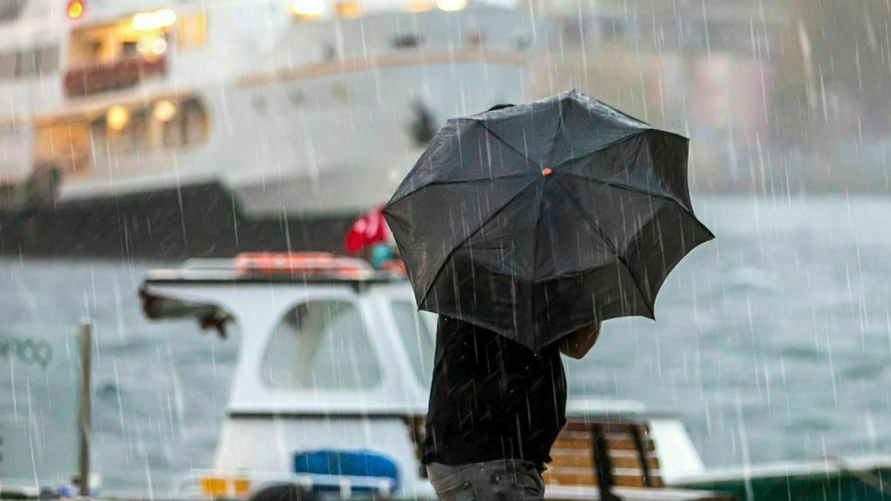 Meteorolojiden kuvvetli yağış ve fırtına uyarısı