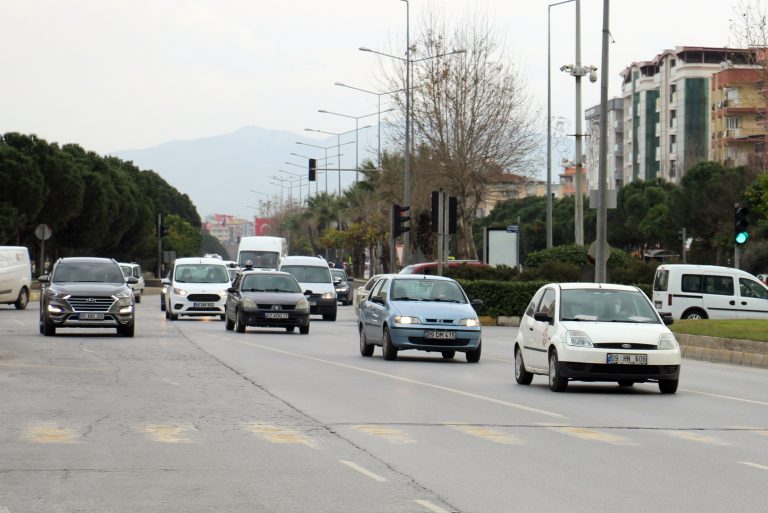 Aydın’da araç sayısı 697 bin oldu